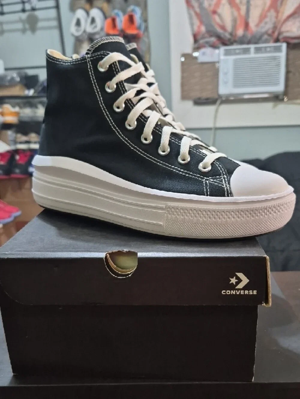 Converse Women's Chuck Taylor High Top Platform Sneaker (2020) W11 NEW W/BOX